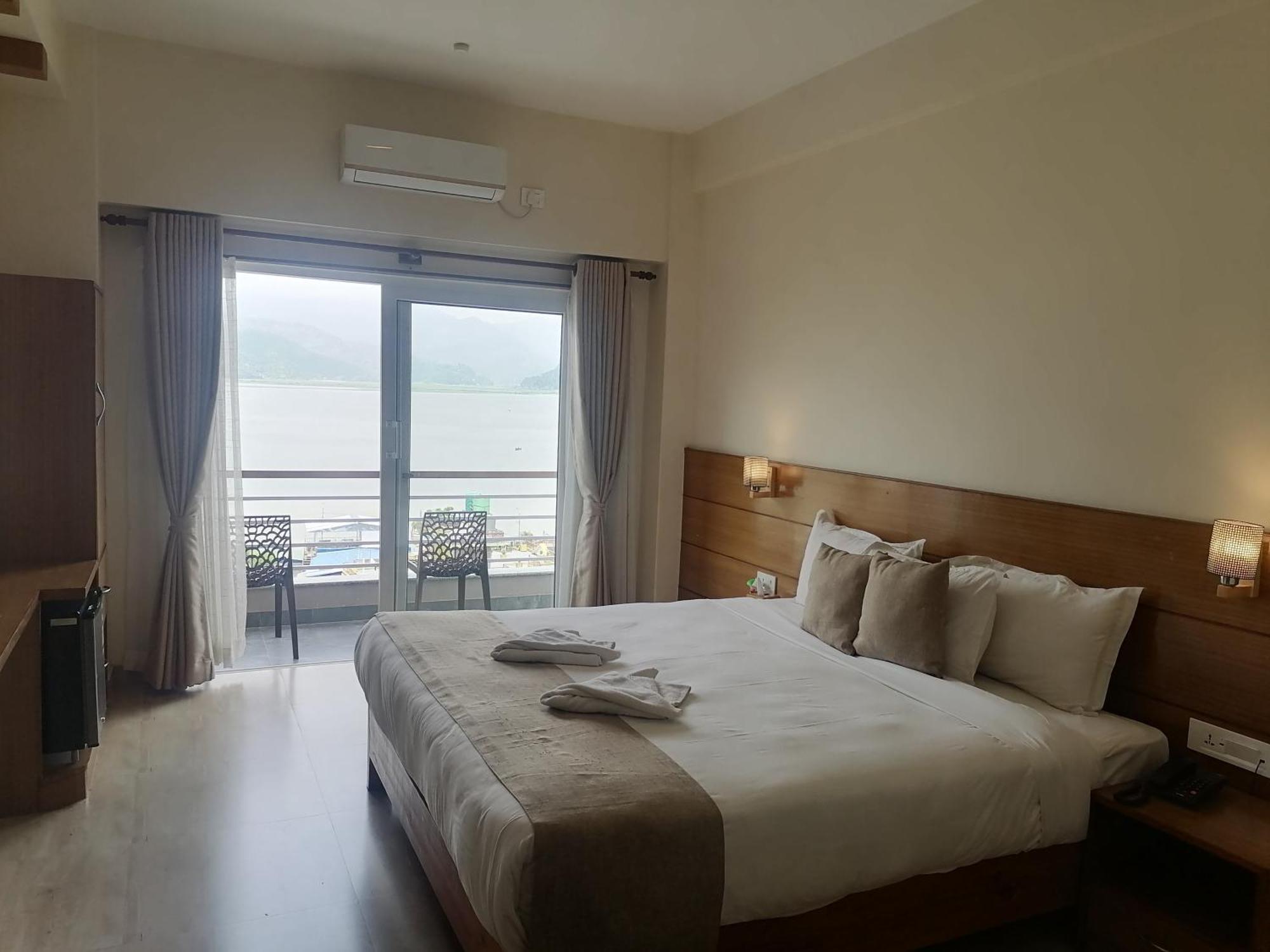 Urban Boutique Hotel Pokhara Luaran gambar