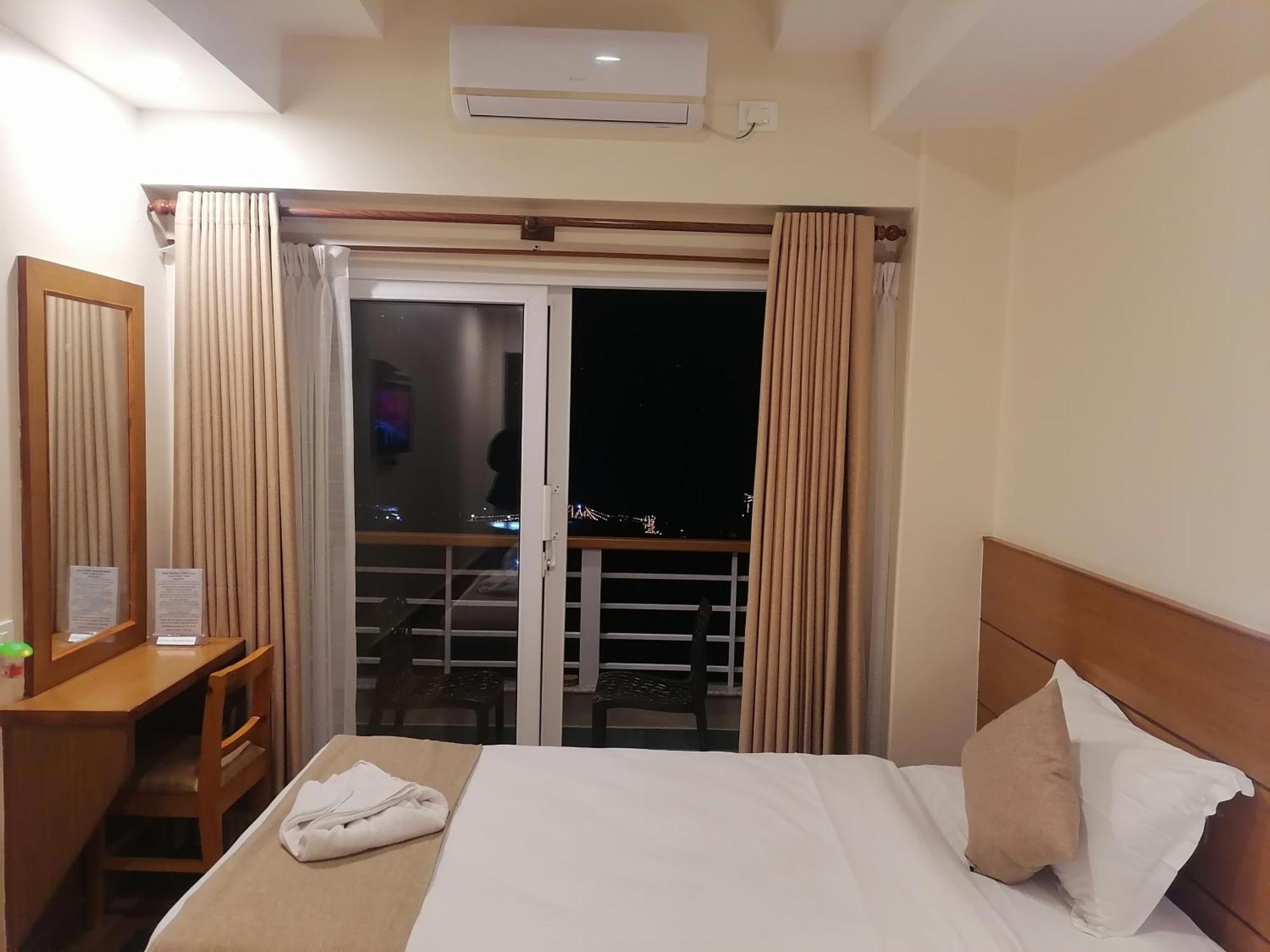 Urban Boutique Hotel Pokhara Luaran gambar