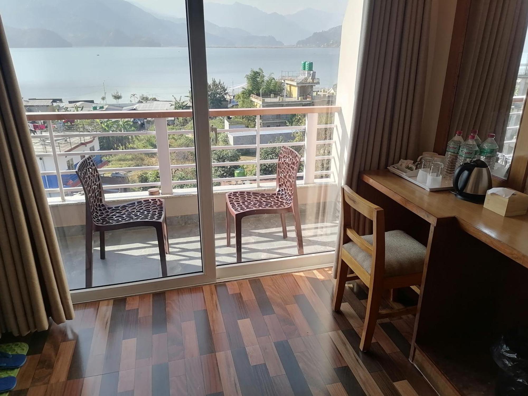 Urban Boutique Hotel Pokhara Luaran gambar