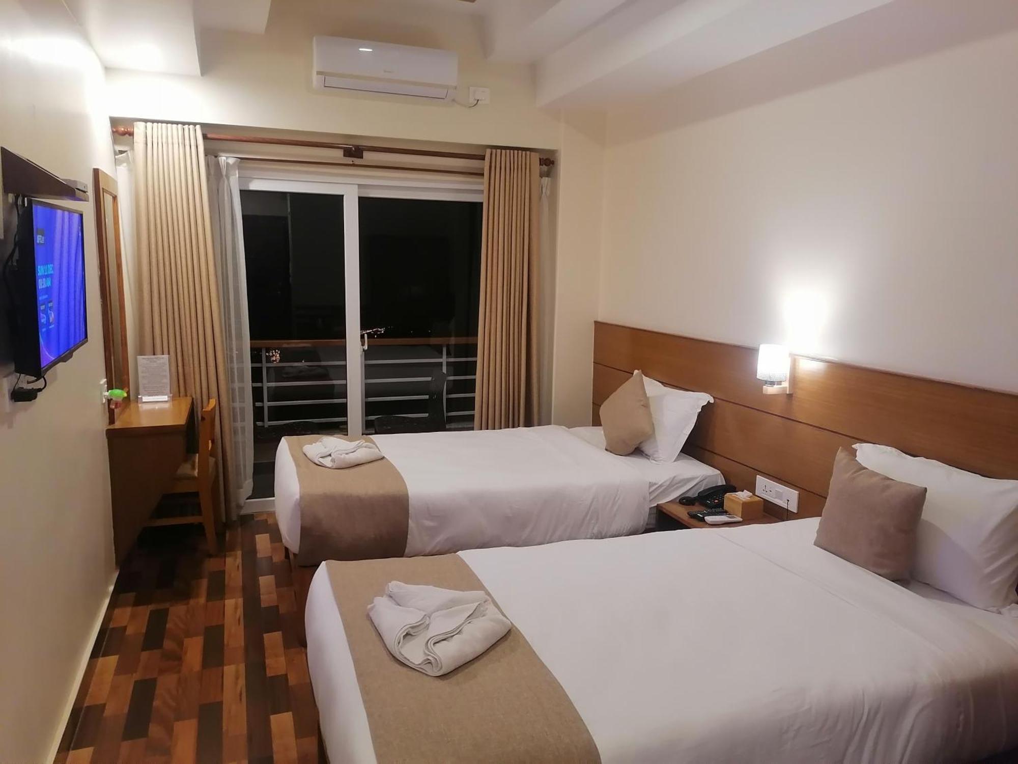 Urban Boutique Hotel Pokhara Luaran gambar